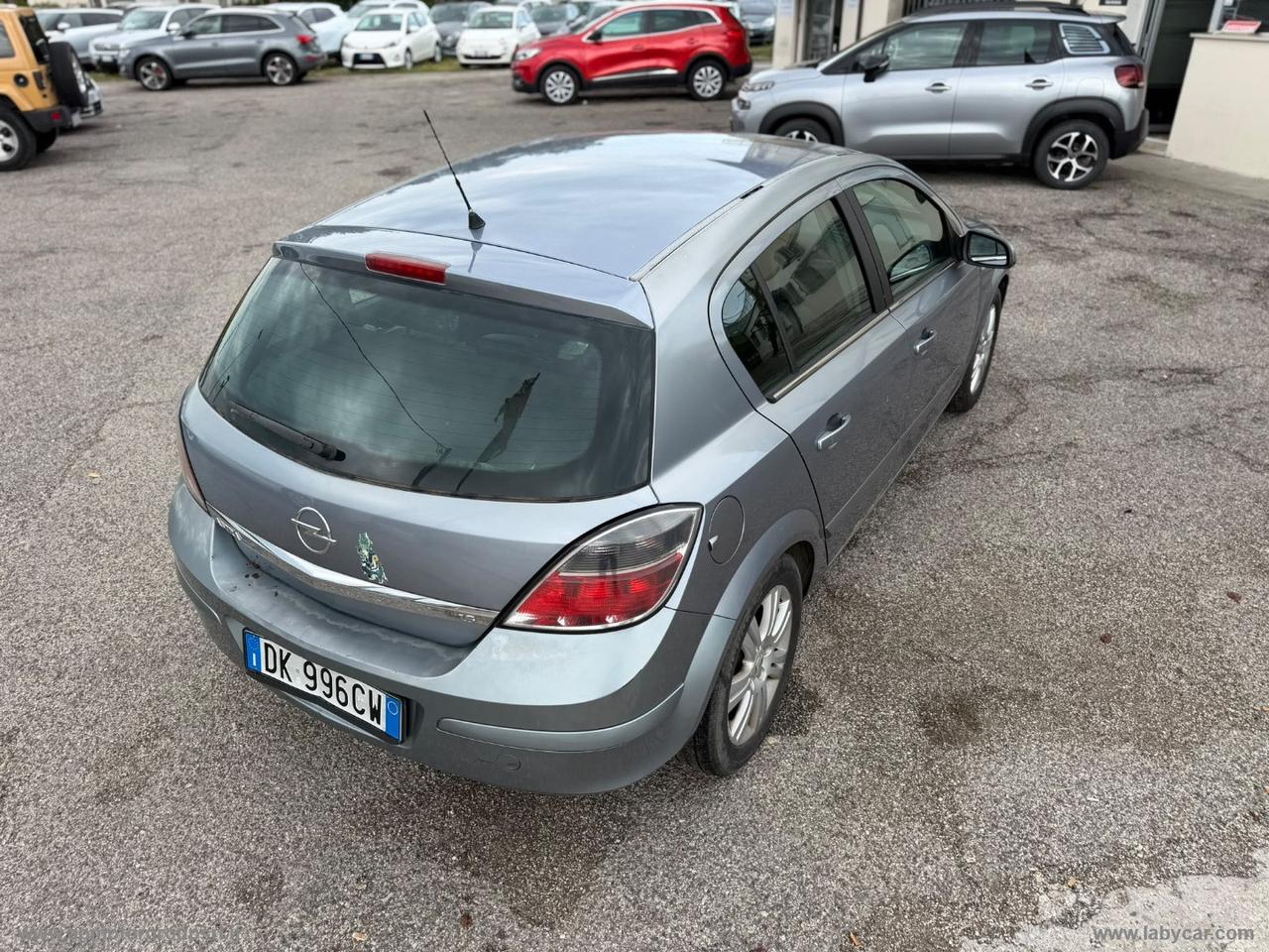 OPEL Astra 1.6 16V VVT 5p. Club