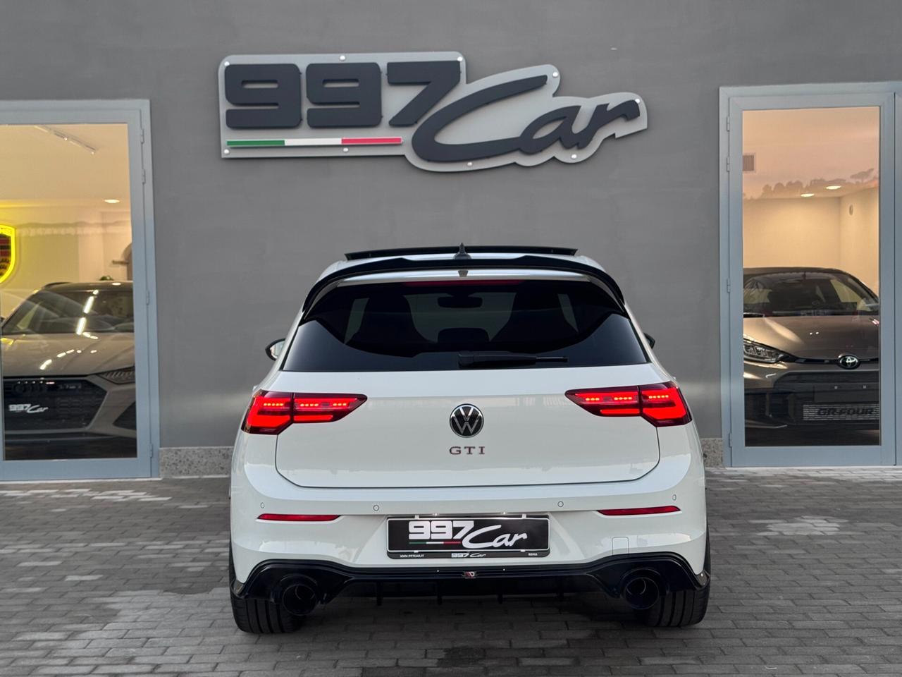 Volkswagen Golf 2.0 TSI GTI - TETTO APRIBILE - CAMERA - PRONTA CONSEGNA - TAGL. UFFICIALI - iQLIGHT