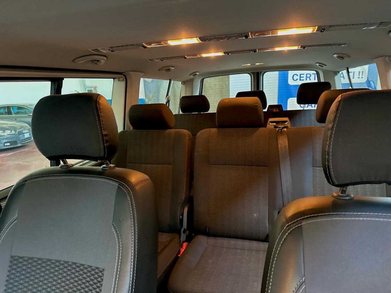 Volkswagen Caravelle 2.0 TDI 150CV /gancio/9posti/kmcerti