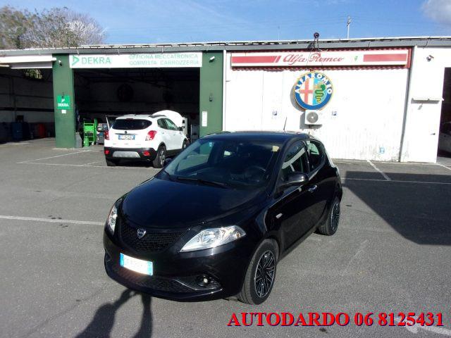 LANCIA Ypsilon 1.0 FireFly 5 porte S&S Hybrid Ecochic Gold