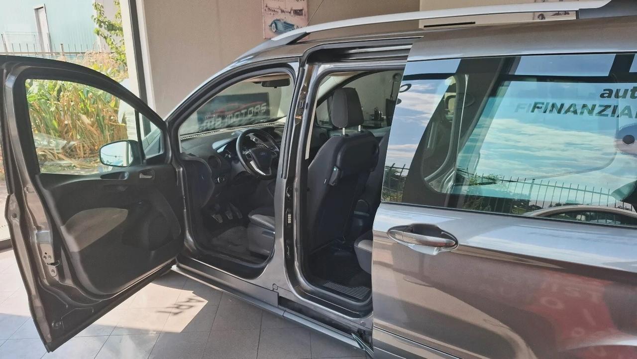 Ford Tourneo Courier 1.5 TDCI 75 CV Plus