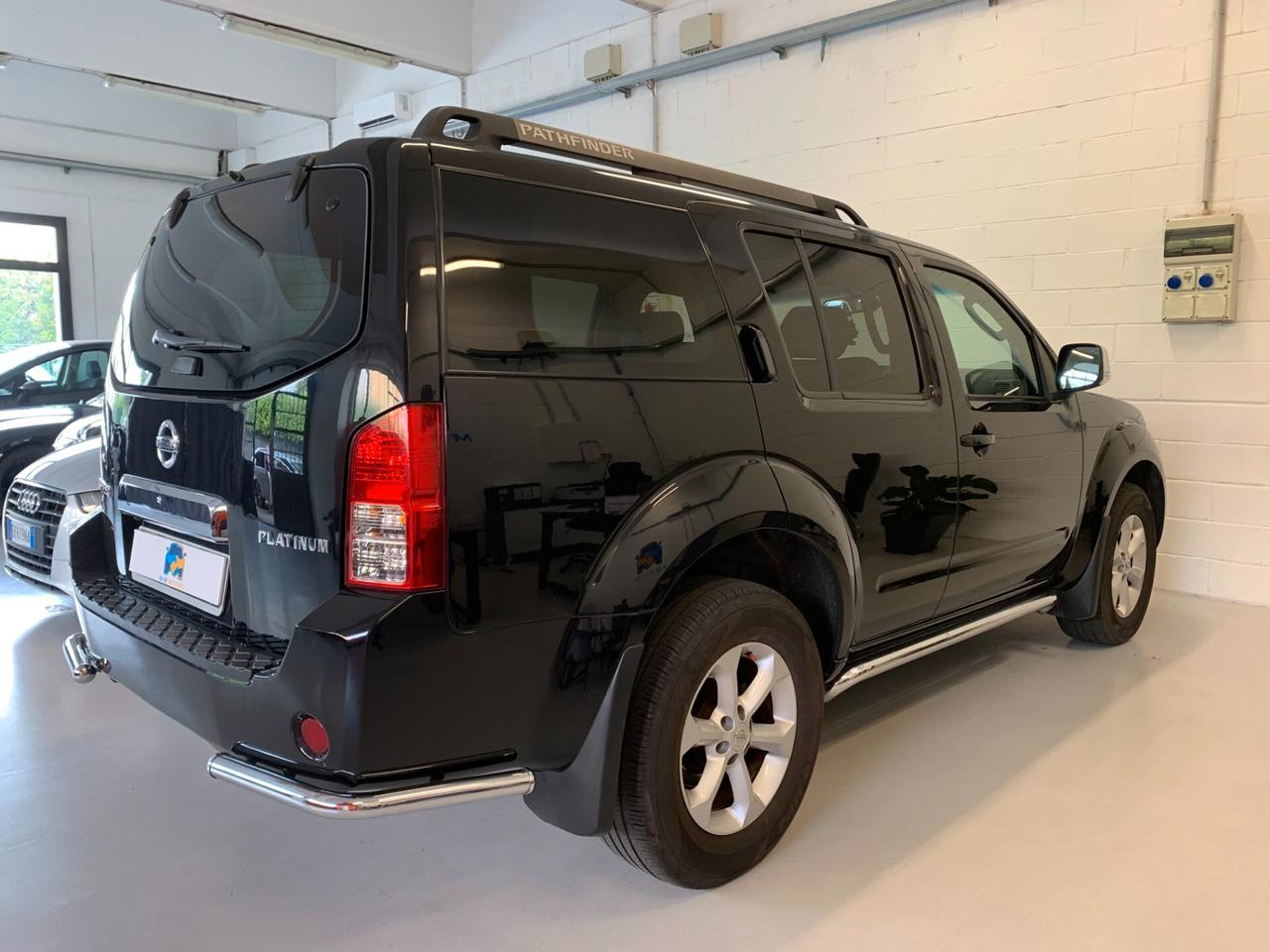 Nissan Pathfinder 2.5 dCi LE Platinum