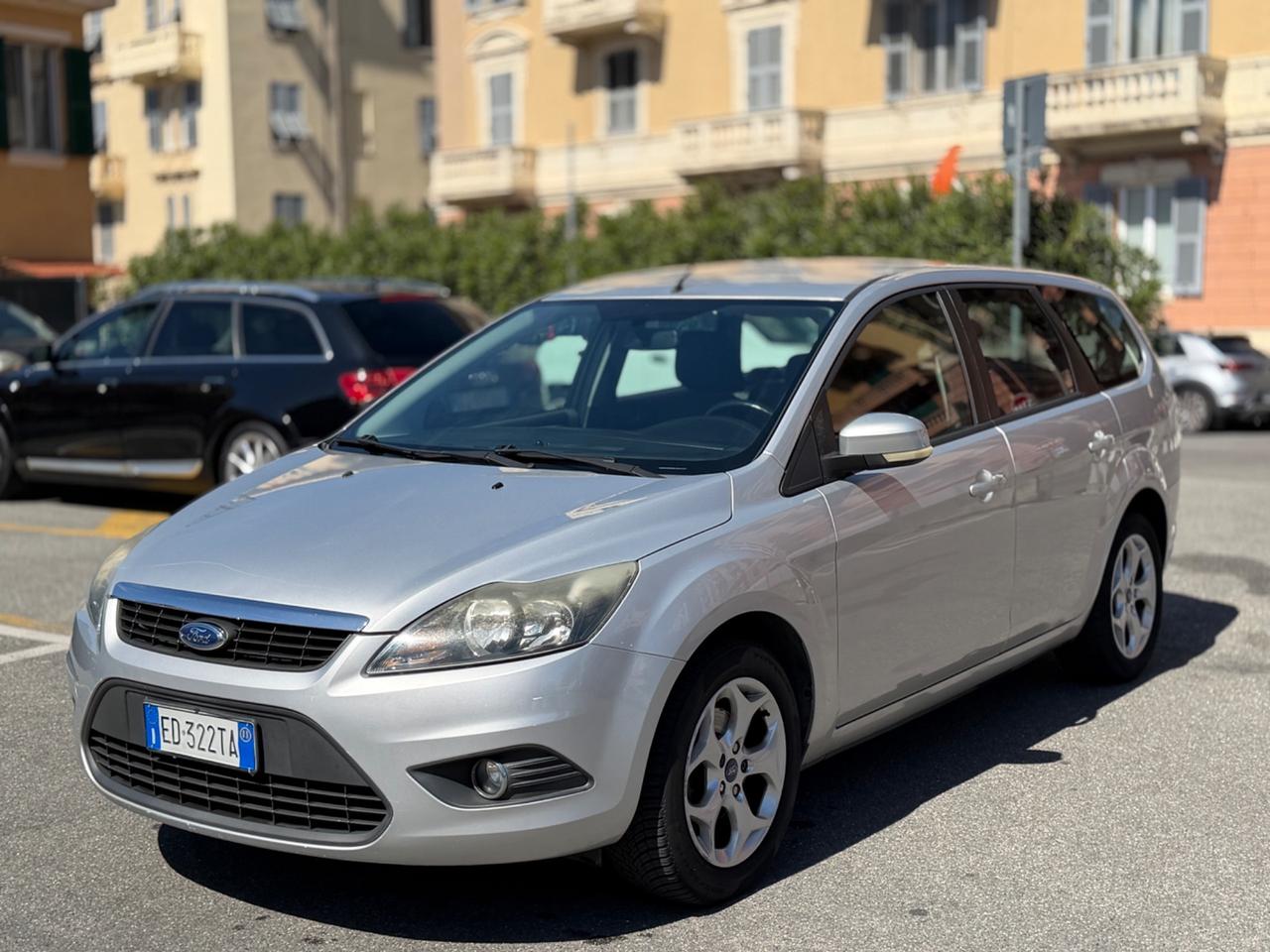 Ford Focus 1.6 TDCi 115 CV neopatentati - euro5 2011