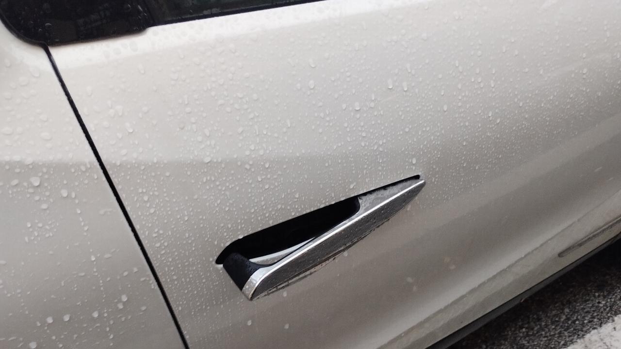 Ds DS3 3 Crossback BlueHDi 130 aut. Performance Line