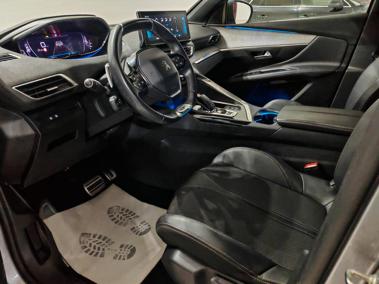 Peugeot 3008BlueHDi GT Pack navig cam 2022