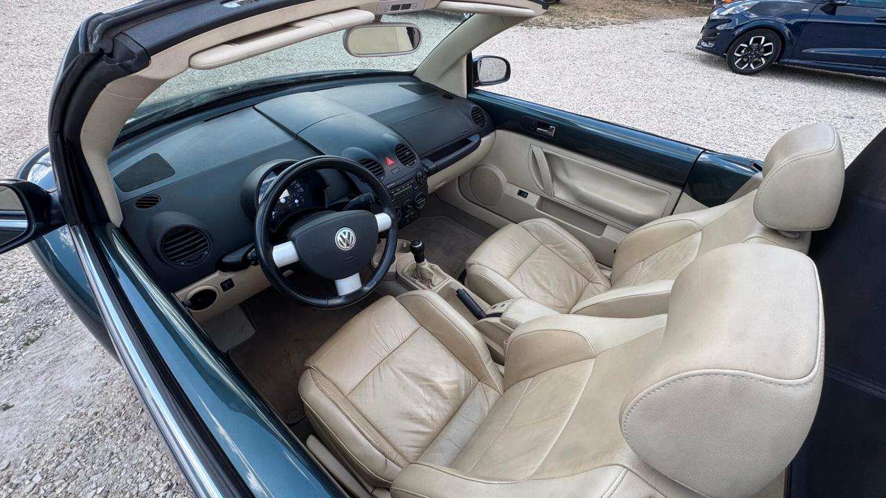 Volkswagen New Beetle 1.8 T 20V Cabrio