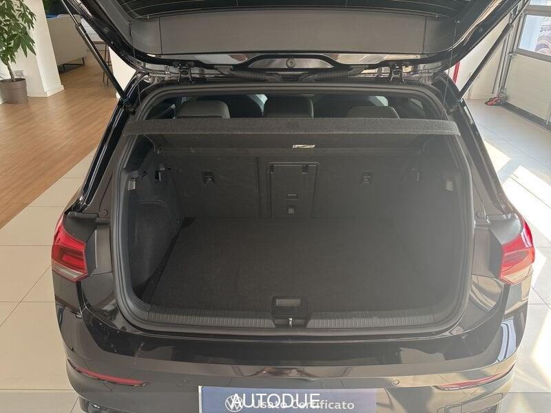 Volkswagen Golf 8 2.0 TDI R-LINE 150CV DSG