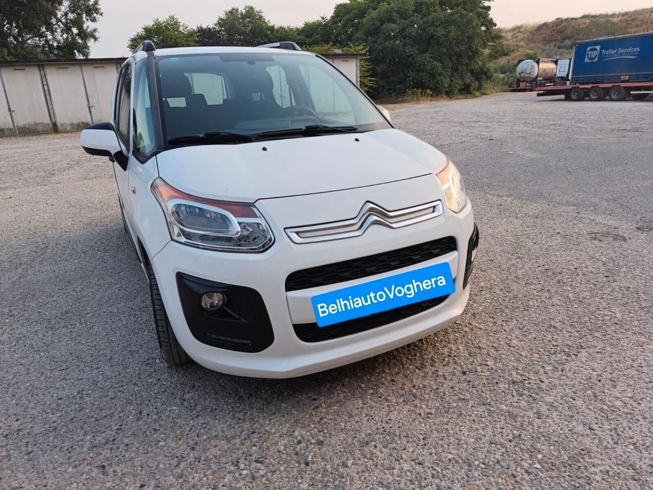 Citroen C3 Picasso 2015----1.6 Diesel