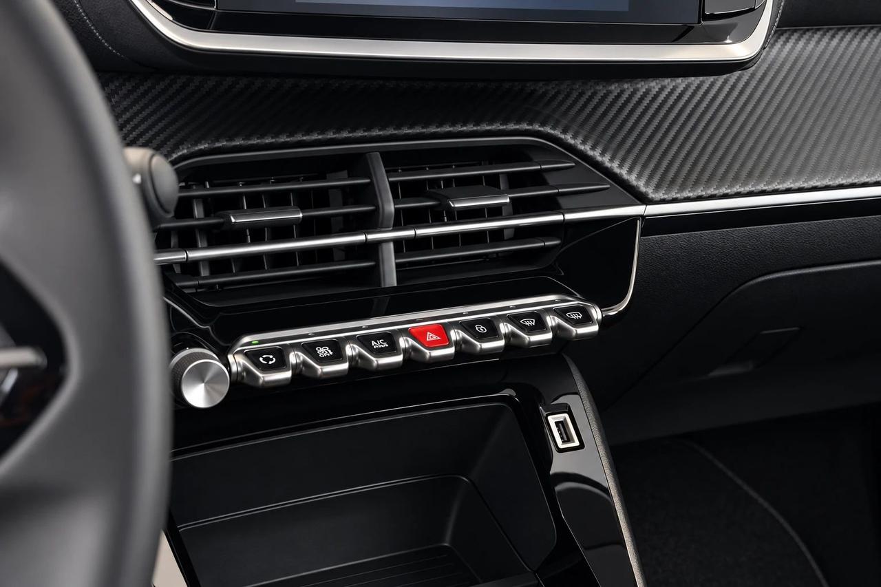 Peugeot 208 1.5 DIESEL KM 0