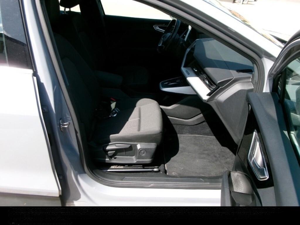 AUDI Q4 40 E-TRON 204CV AUTOMATIC BUSINESS ( FARI LED - VIRTUAL COCKPIT - CRUISE - CLIMA TRIZONA - NAVI - PDC - CERCHI 18 )