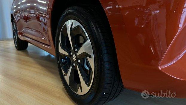 SUZUKI Swift 1.2 TOP HYBRID KM0