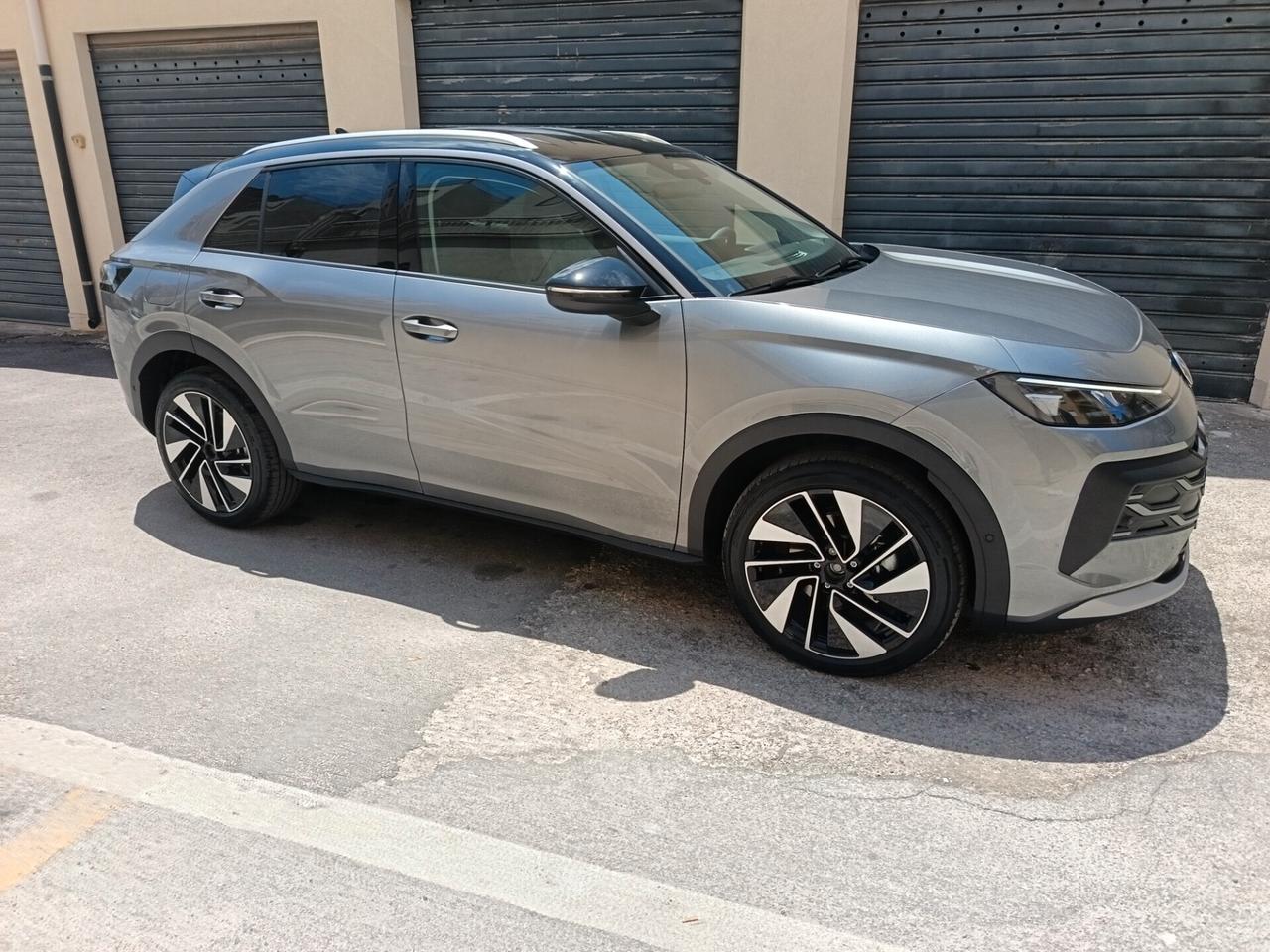 Volkswagen T-Roc 1.5 TSI DSG Life Nuova da immatricolare