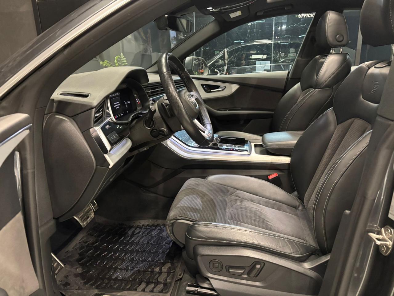 Audi Q8 50 TDI 3.0 286 CV QUATTRO TIPTRONIC TETTO MATRIX S LINE EDITION