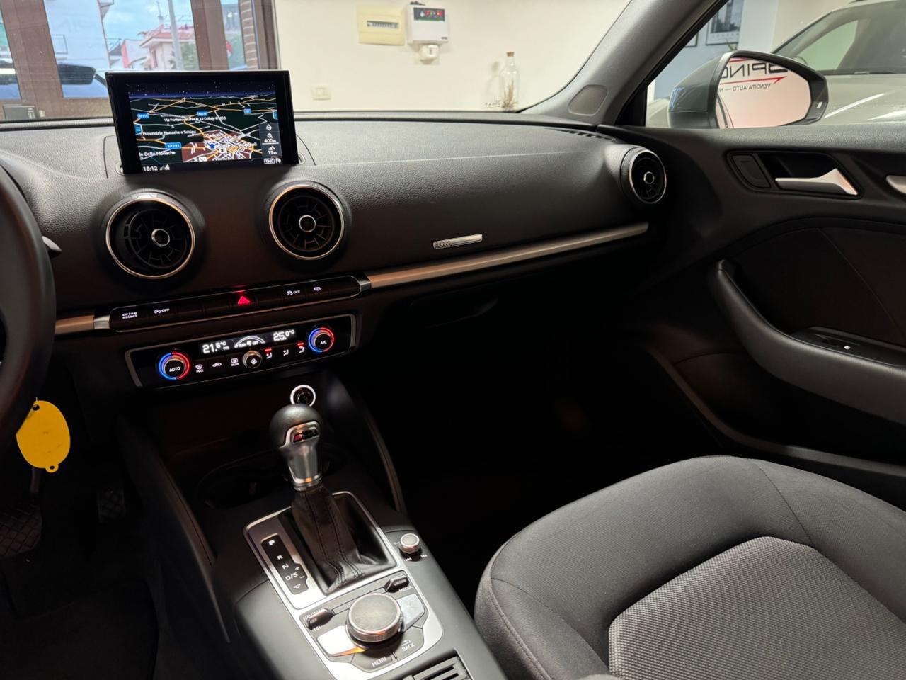 Audi A3 SPB 35 TDI S tronic S-LINE