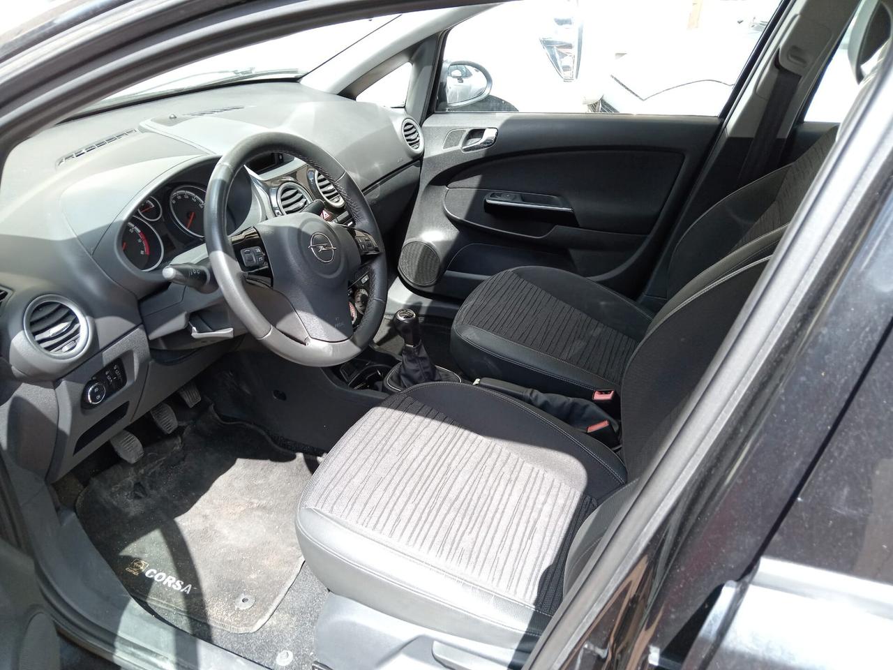 Opel Corsa 1.2 5 porte Ecotec GUIDABILE Da NEOPATENTATI