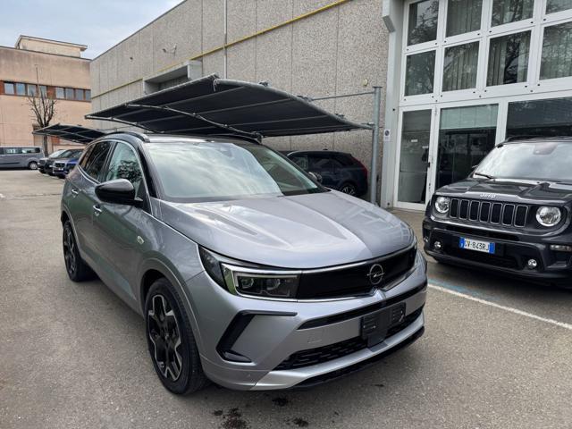 OPEL Grandland 1.5 diesel Ecotec Aut. Ultimate 131CV