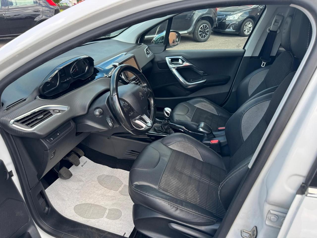 Peugeot 2008 1.6 BLUEHDI 120CV FULL OPT 2015