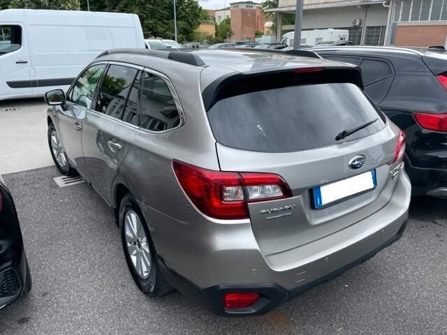 Subaru OUTBACK 2.0d Lineartronic Style