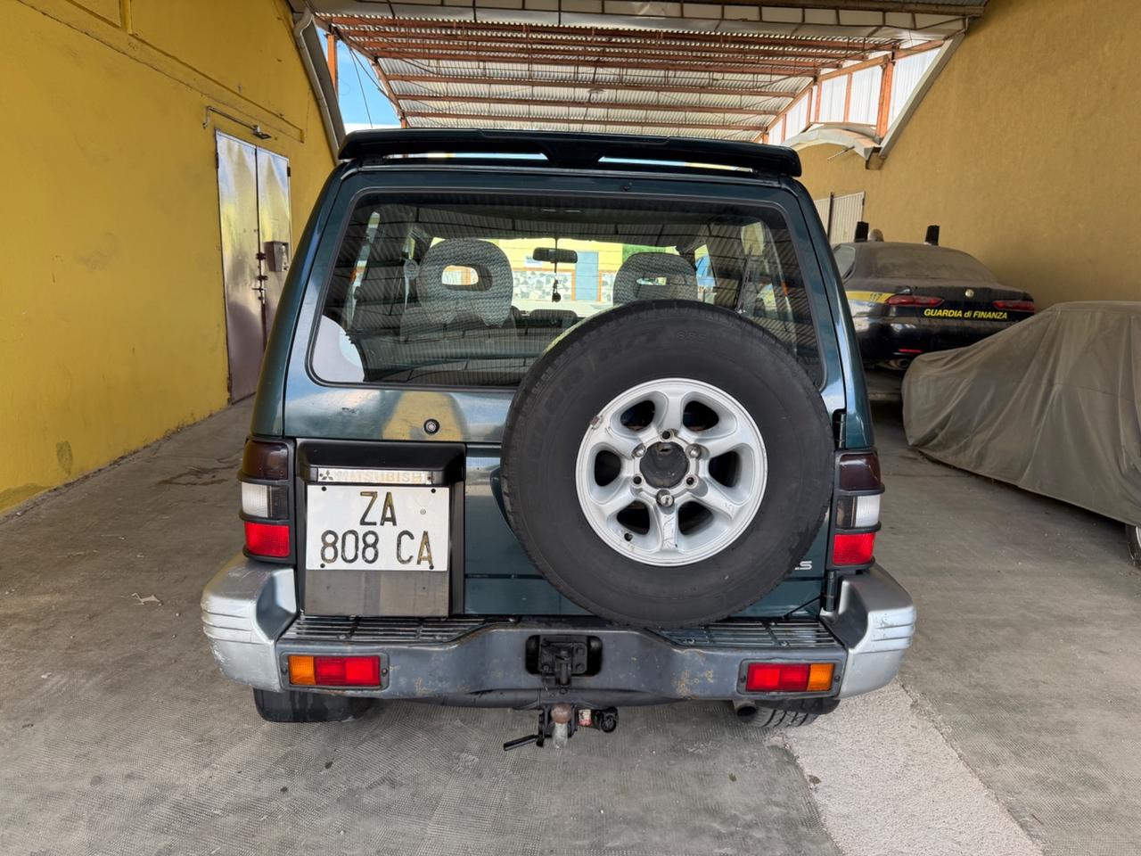 Mitsubishi Pajero 2.5 TDI GLS 3 porte Gancio T.