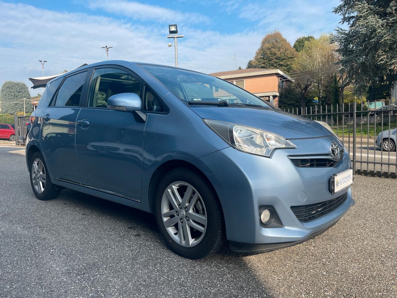Toyota Verso-S 1.3 MT Lounge