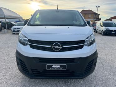 Opel Vivaro passo lungo trasporto farmaci HACCP