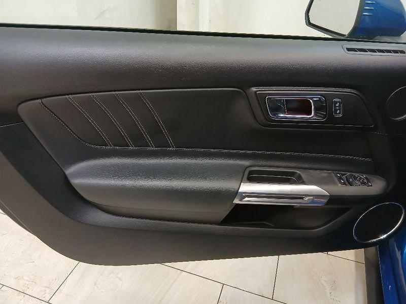 Ford Mustang Fastback 2.3 ecoboost 317cv