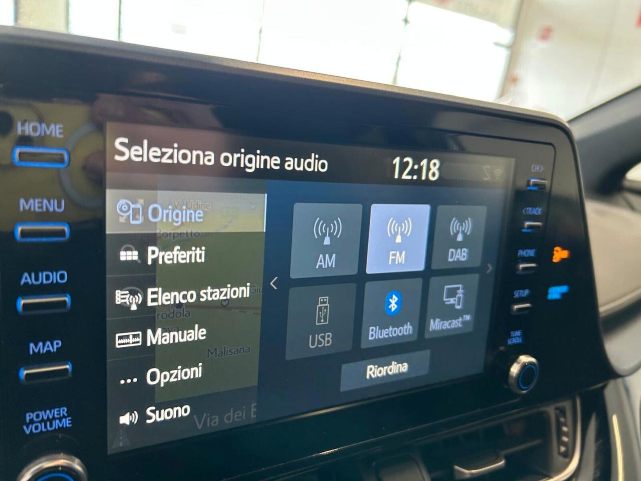 Toyota C-HR TREND 2.0 Hybrid E-CVT UNICO PR.