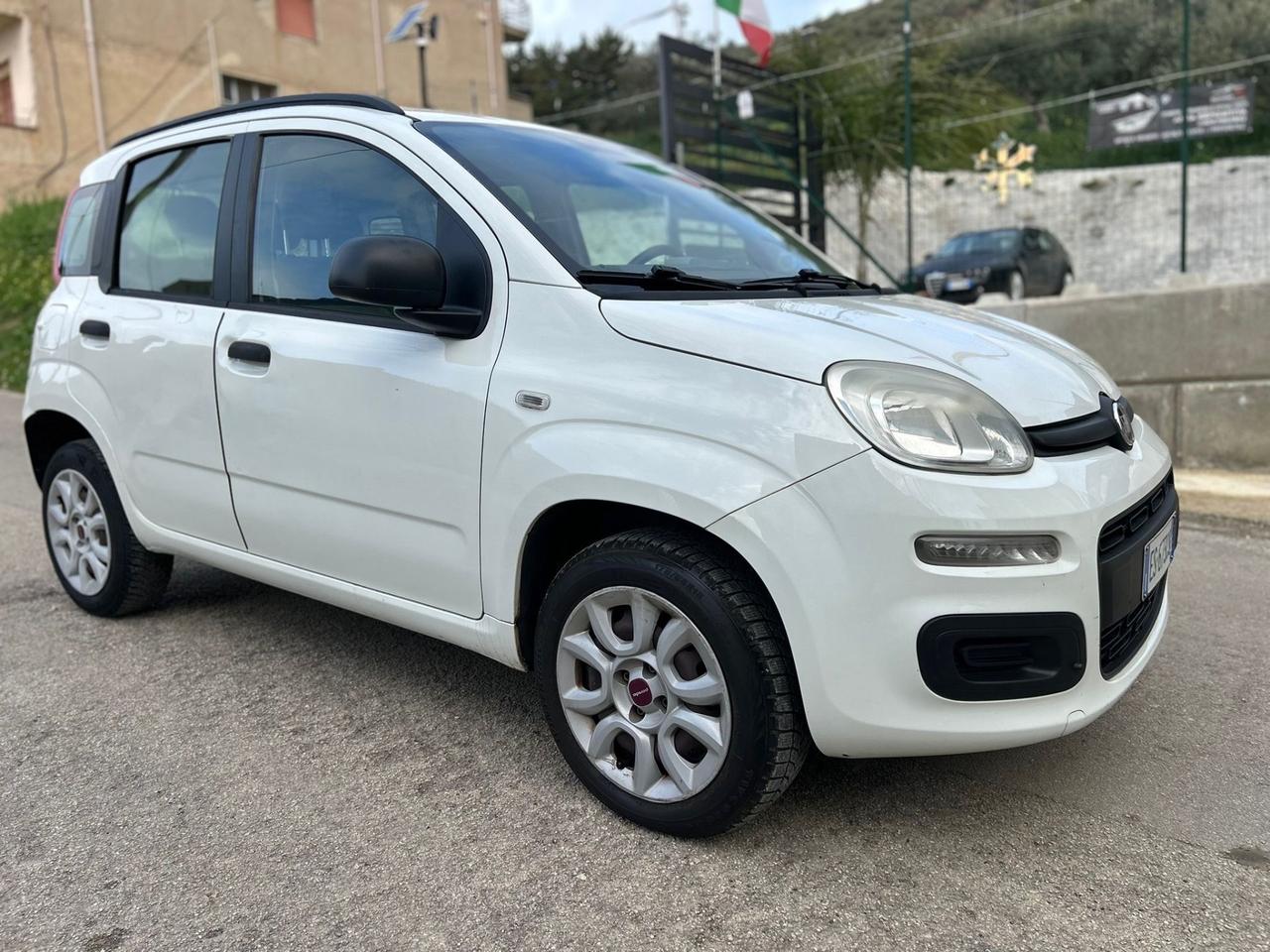 Fiat Panda 0.9 TwinAir Turbo Natural Power Lounge