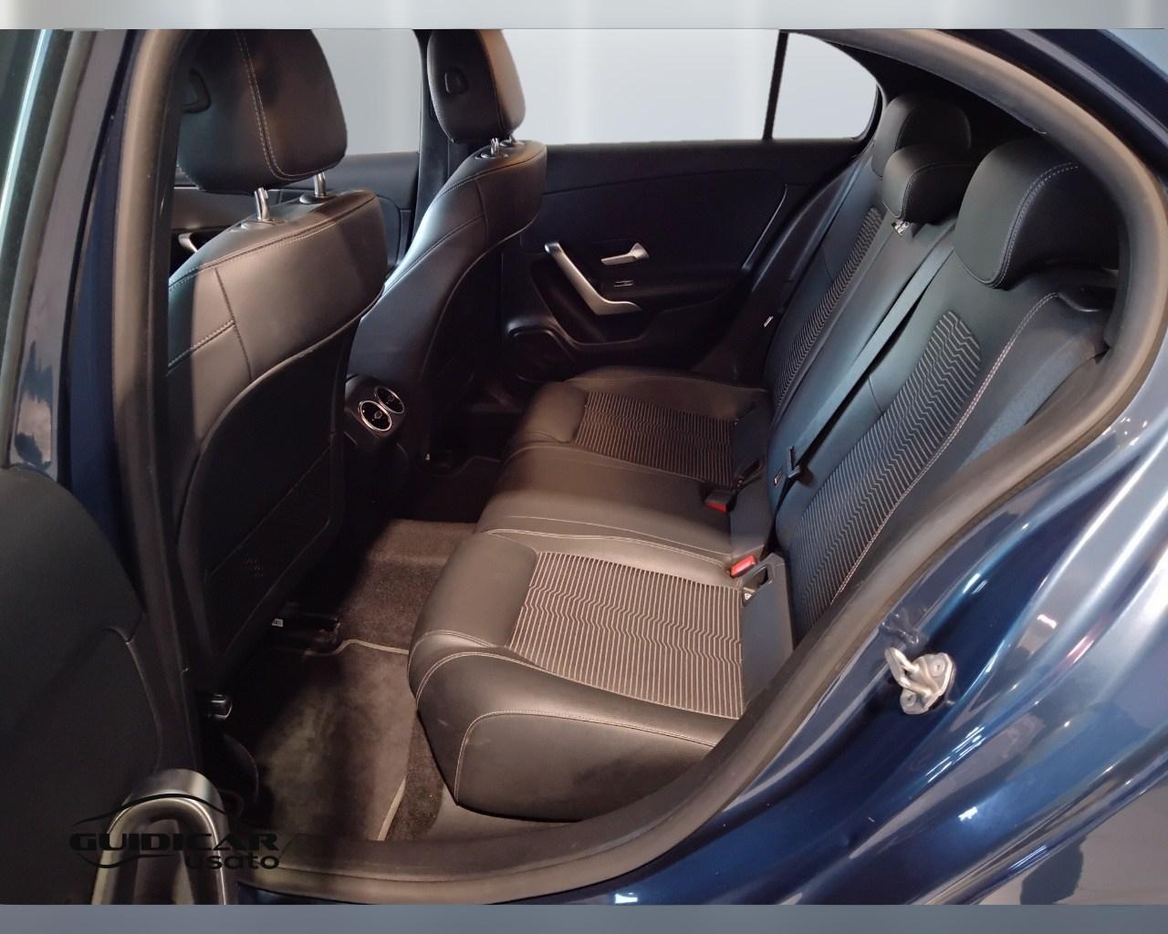 Mercedes-Benz Classe A - W177 2018 - A 180 d Sport auto