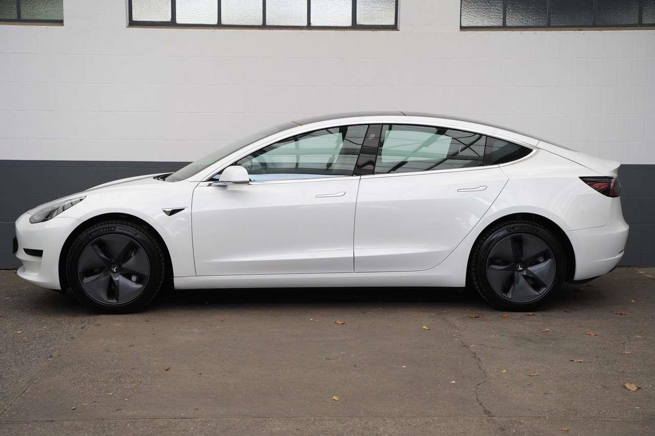 TESLA Model 3 Model 3 Standard RWD Plus