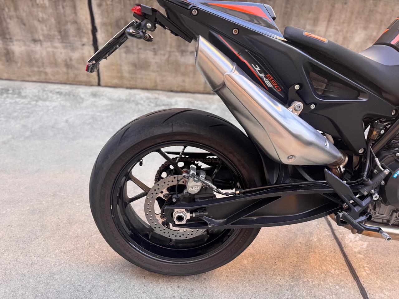 Ktm 890 Duke KM 8000
