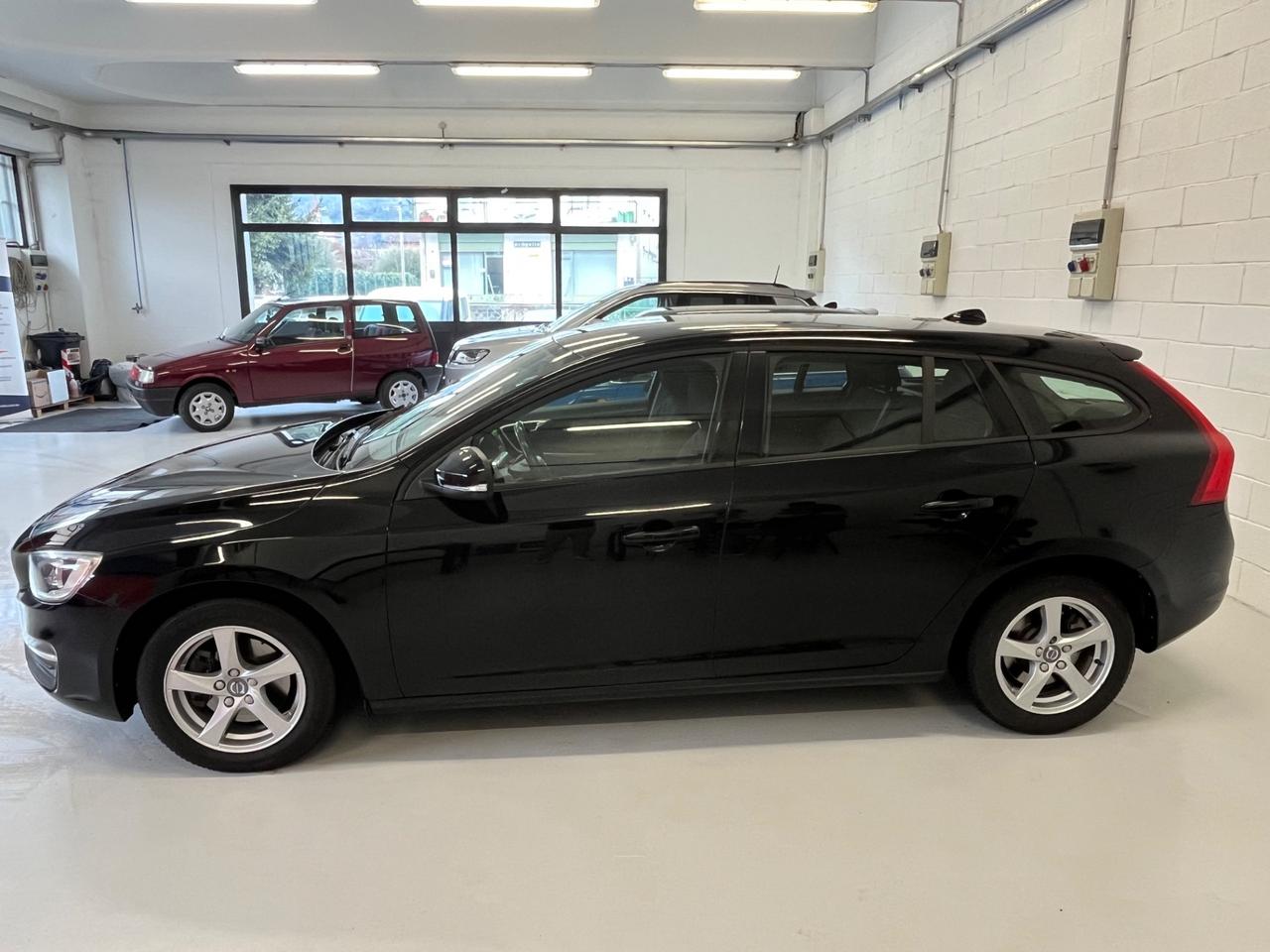 Volvo V60 D2 Geartronic Kinetic