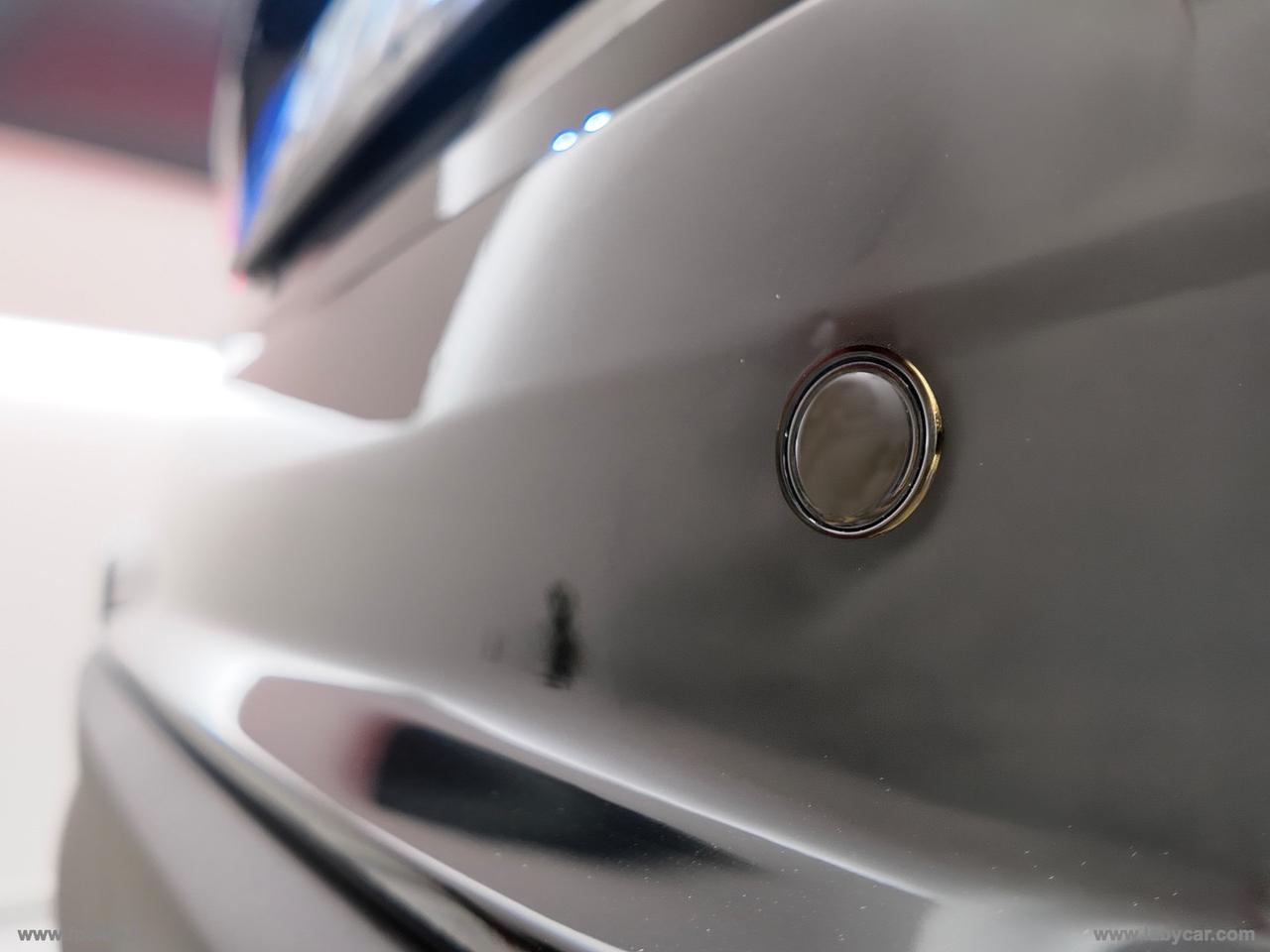 AUDI Q2 35 TDI quattro S tr. Identity Black