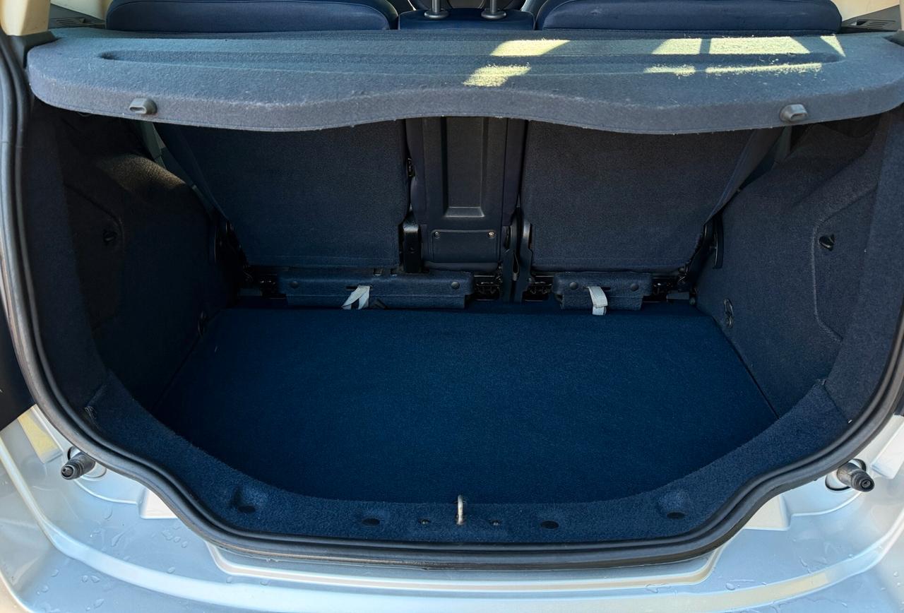 Lancia musa 1.3 MJT 90 CV Oro plus adatta neopatentati