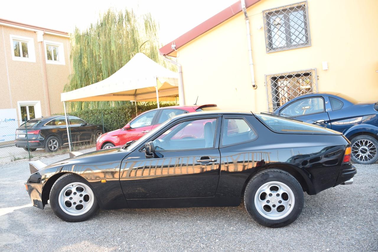 Porsche 944 MONOSPECCHIO ASI 2.5 5M 163CV EPOCA