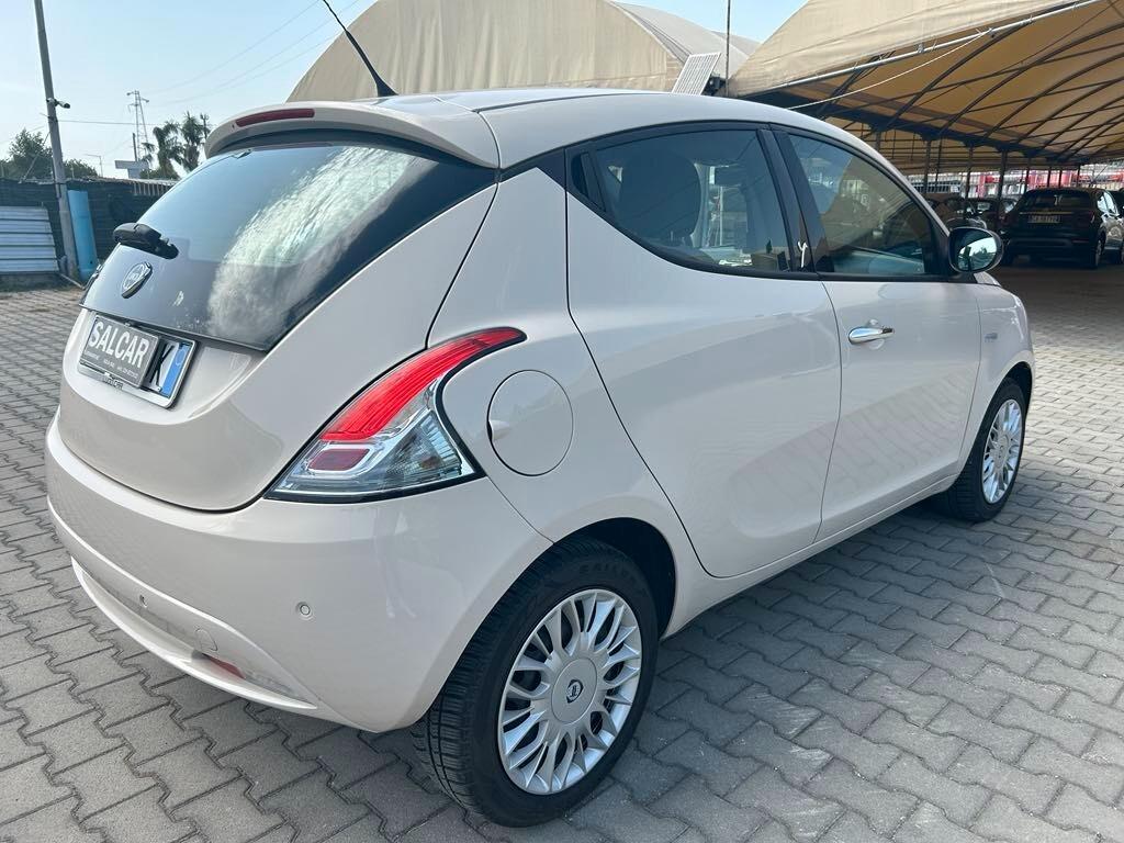 Lancia Ypsilon 1.2 GPL