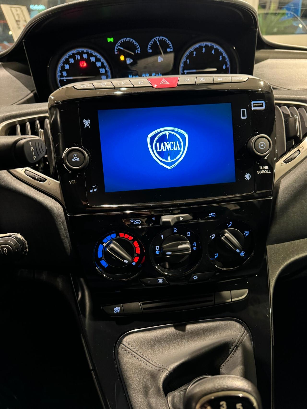 YPSILON GOLD 5 POSTI