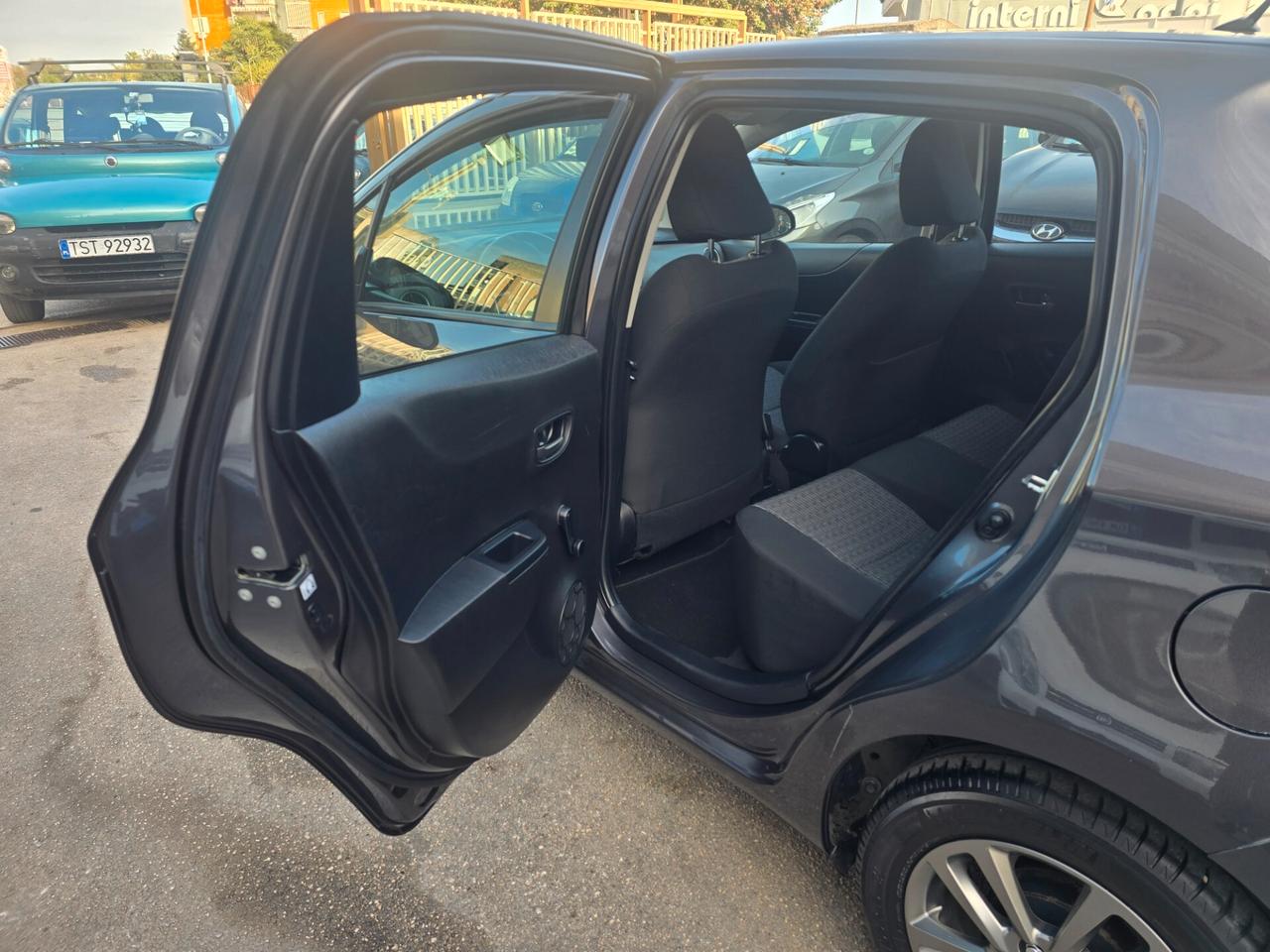 Toyota Yaris 1.4 D-4D 5 porte Lounge