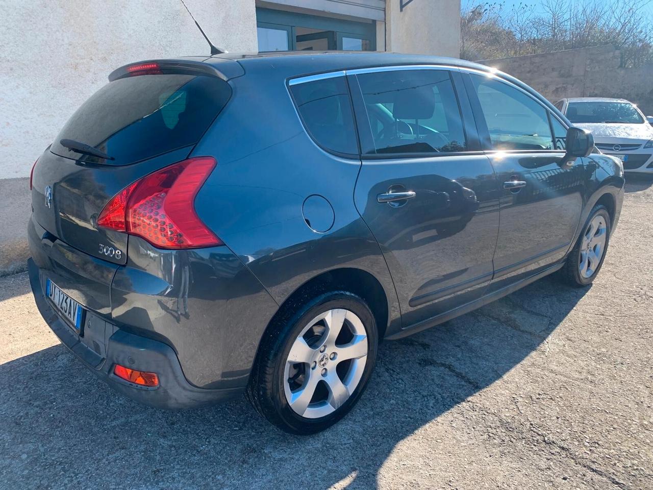 Peugeot 3008 1.6 HDi 110CV - 2009