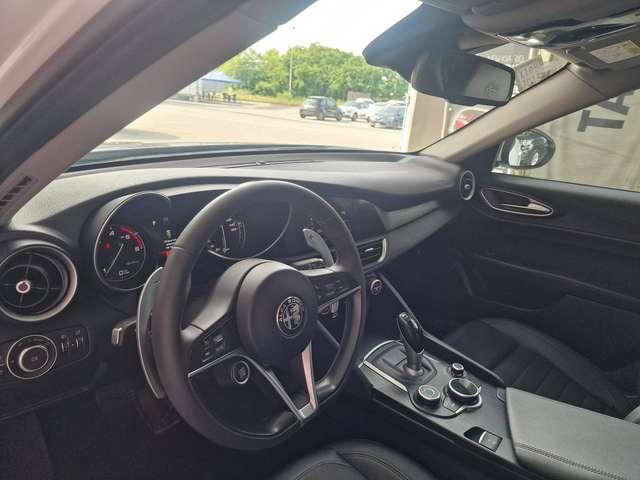 Alfa Romeo Giulia Giulia 2.2 t Super 180cv auto