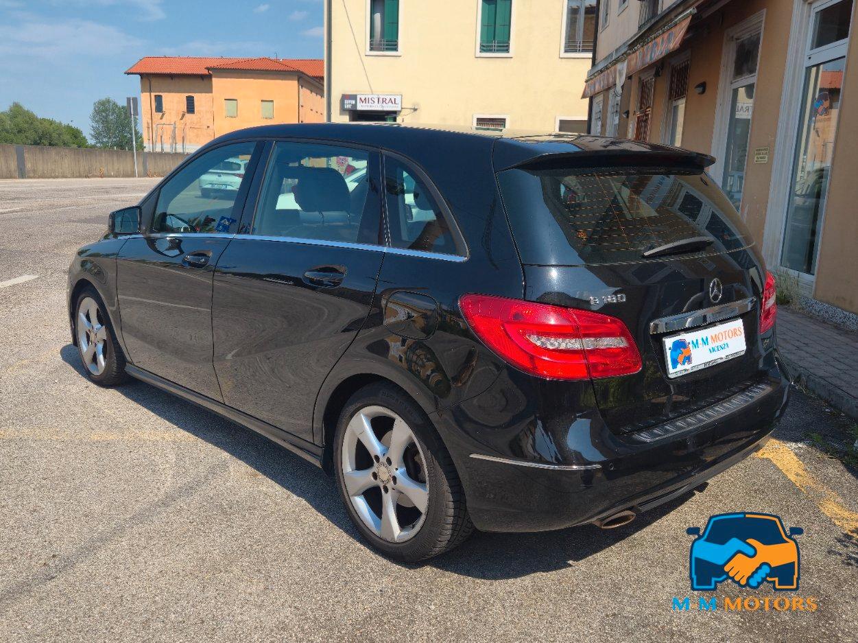 Mercedes B 180 Premium
