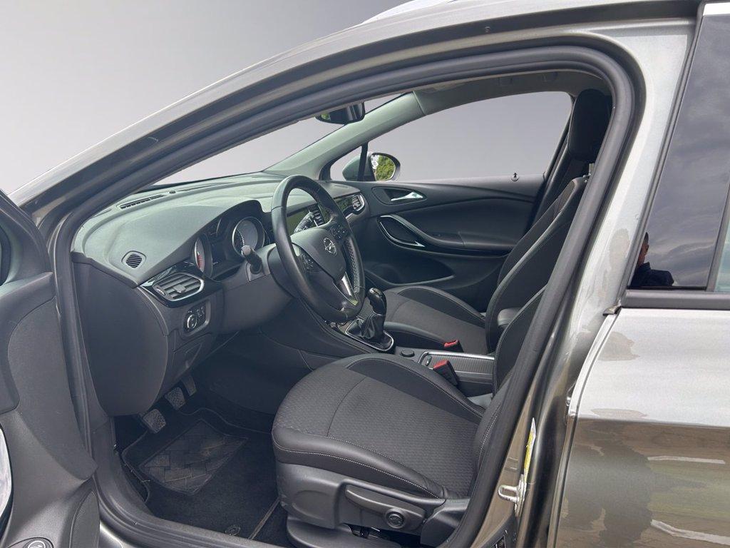 OPEL Astra Sports Tourer Innovation del 2018