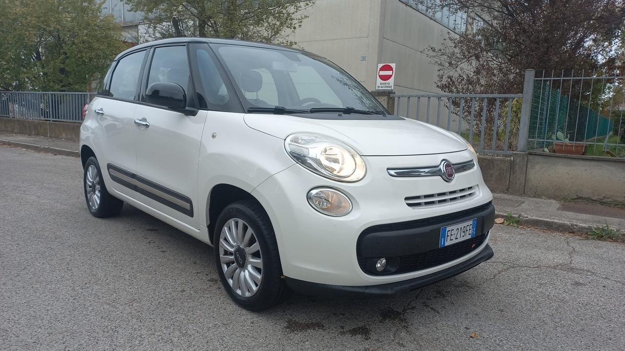Fiat 500L 0.9 TwinAir Turbo Natural Power Lounge