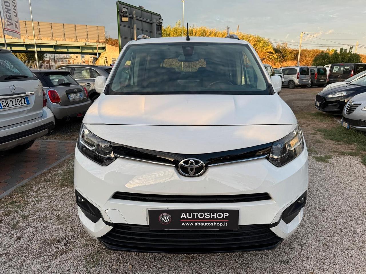 TOYOTA - Proace City Verso 1.5 - 7 POSTI - UNIPRO.- FINANZIABILE - PERMUTE