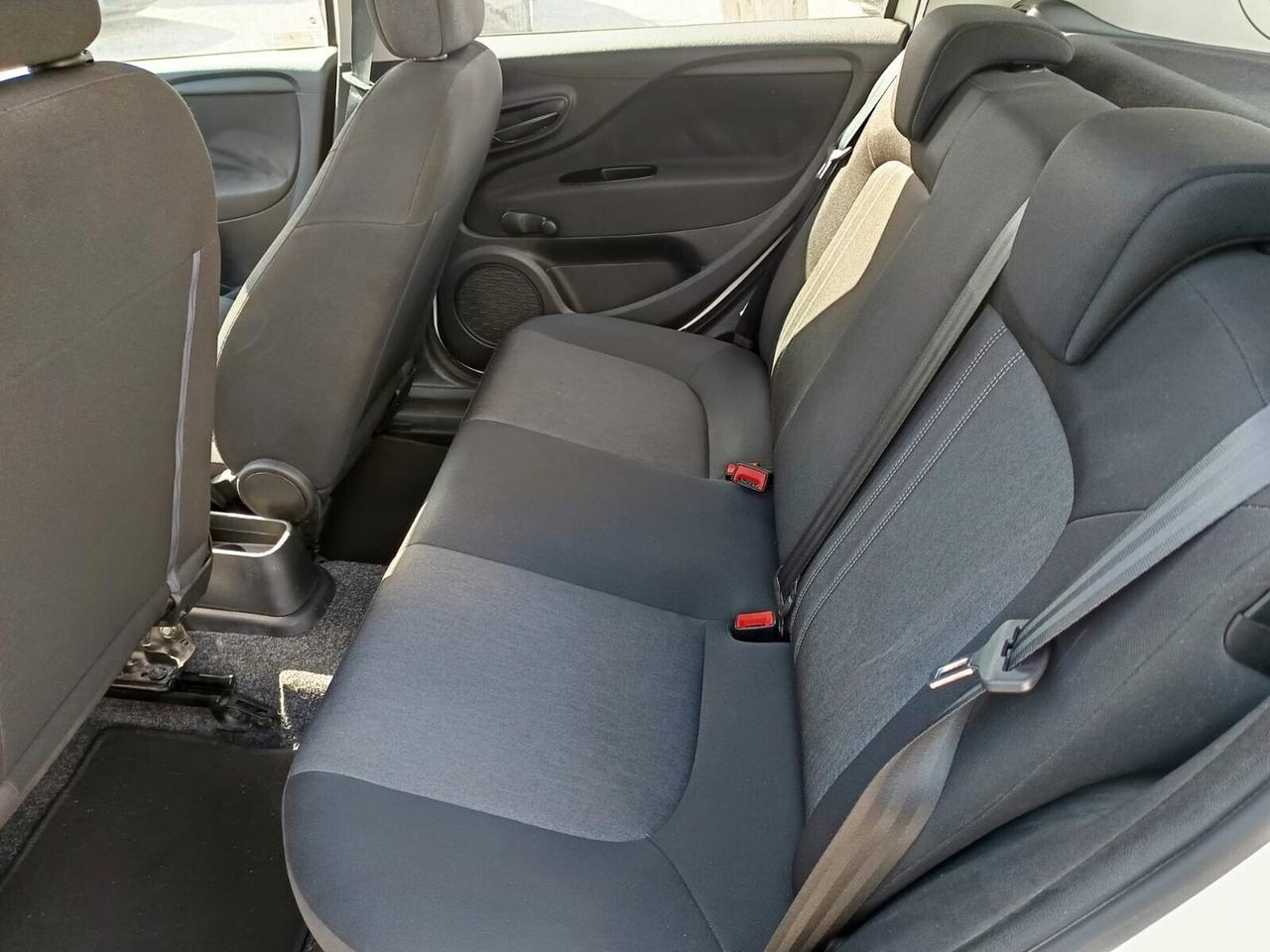 Fiat Punto 2017 - 1.3 MJT II Lb automobili