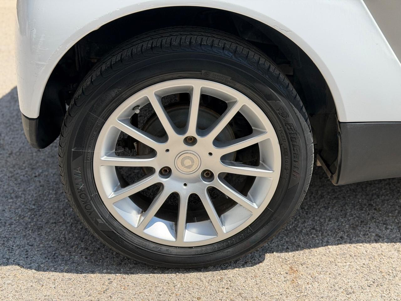 Smart ForTwo 1000 52 kW MHD coupé pure