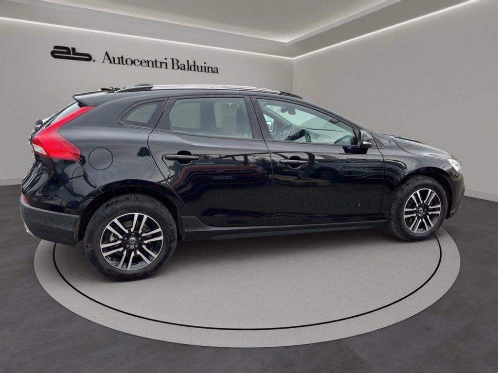 VOLVO V40 cross country 2.0 d2 business plus my19 del 2019