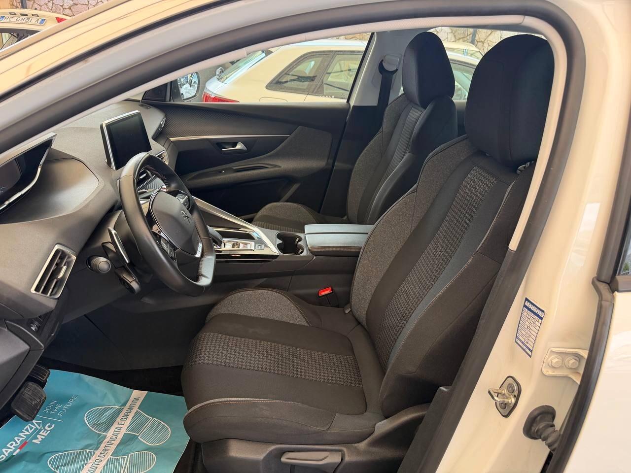 Peugeot 3008 2020 130 EAT8 Motore nuovo Peugeot 2029