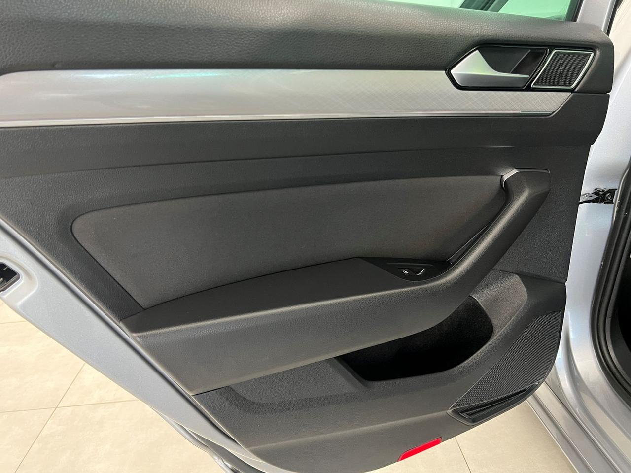 VOLKSWAGEN Passat VIII 2019 Variant Passat Variant 2.0 tdi Business 150cv dsg