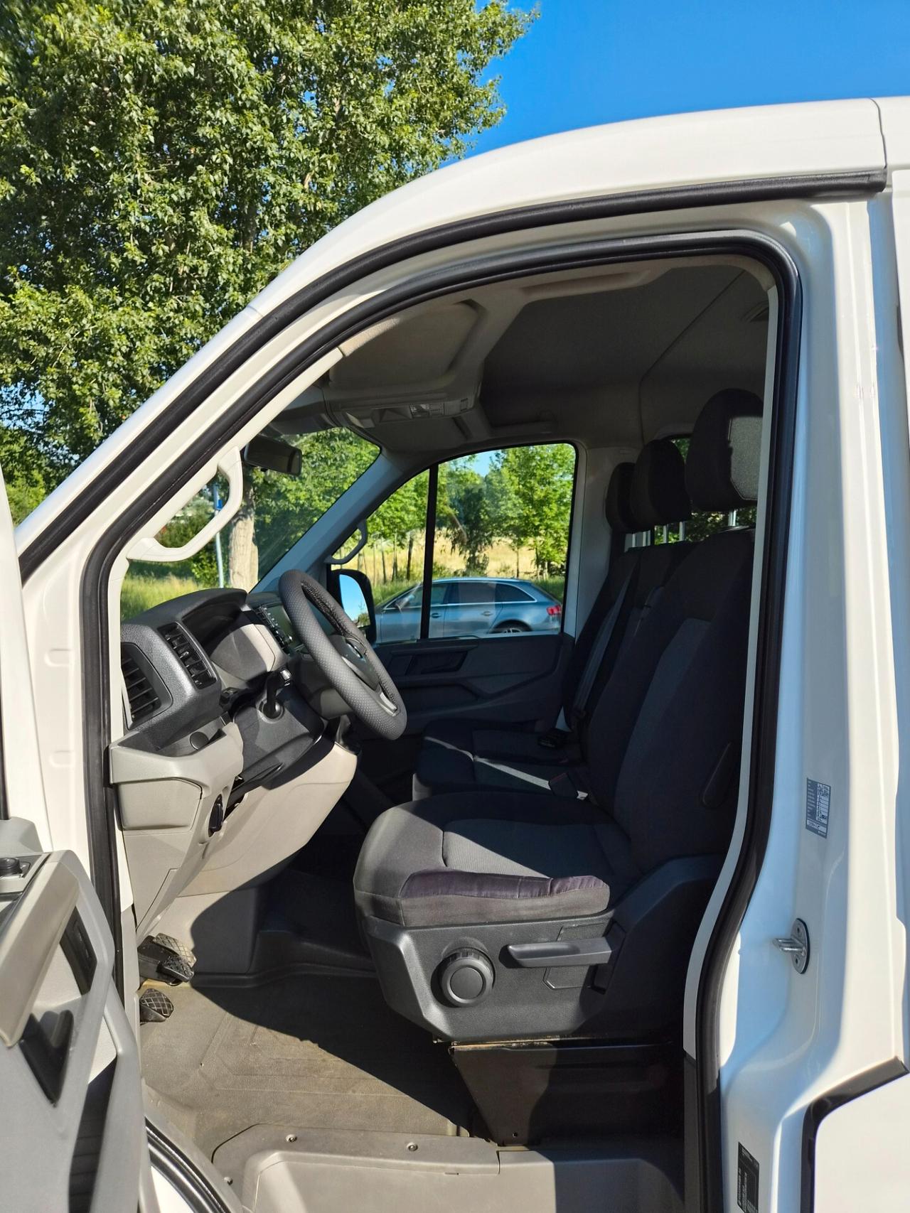 Volkswagen Crafter 35 2.0 TDI 7 POSTI CASSONE FISSO
